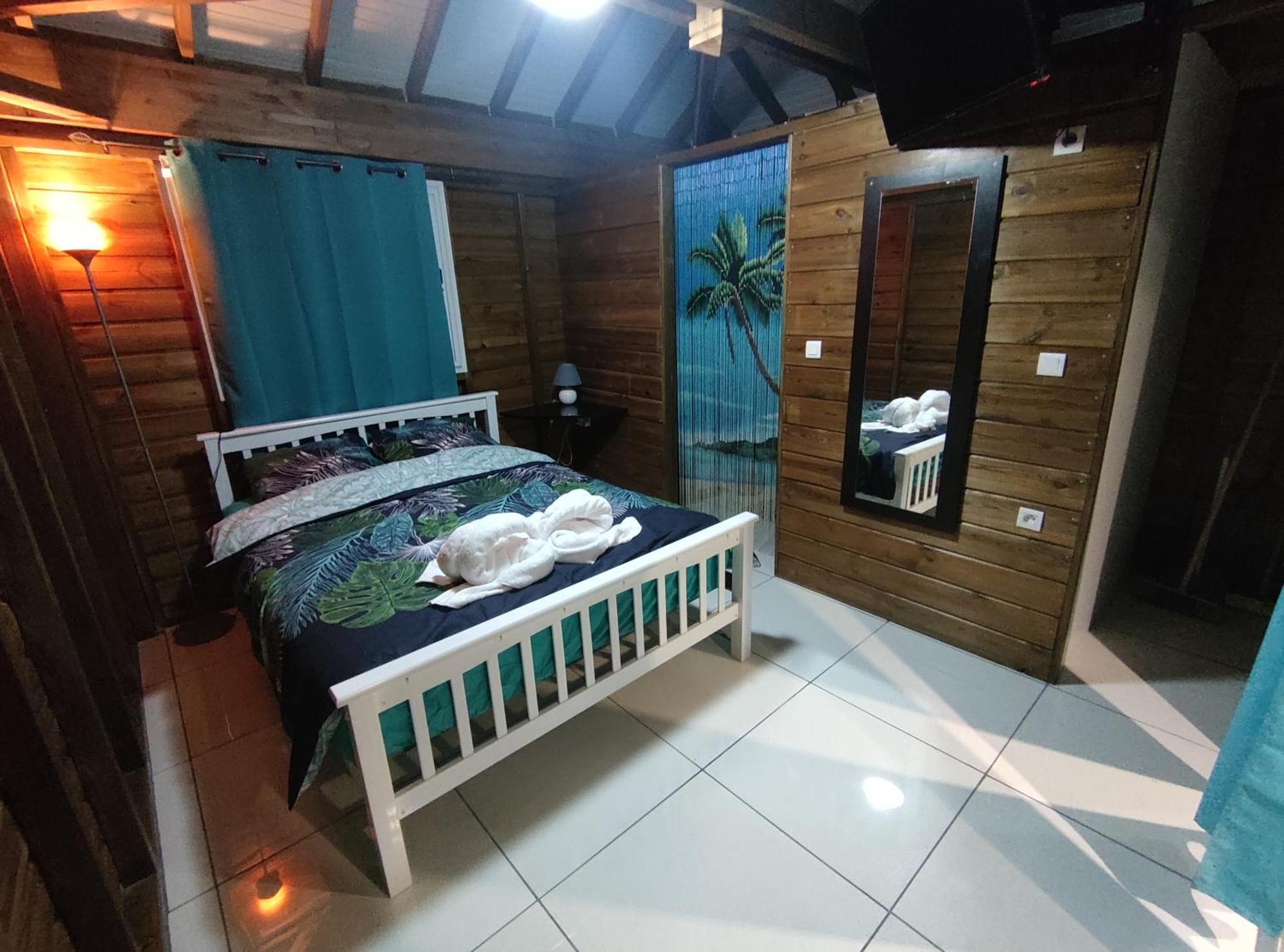 Gwada Fun Habitation Hotel Сейнт Клод Екстериор снимка